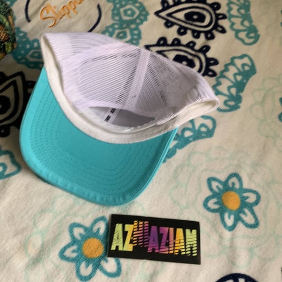 AZHIAZIAM - mesh trucker cap. - Picture 2 of 4